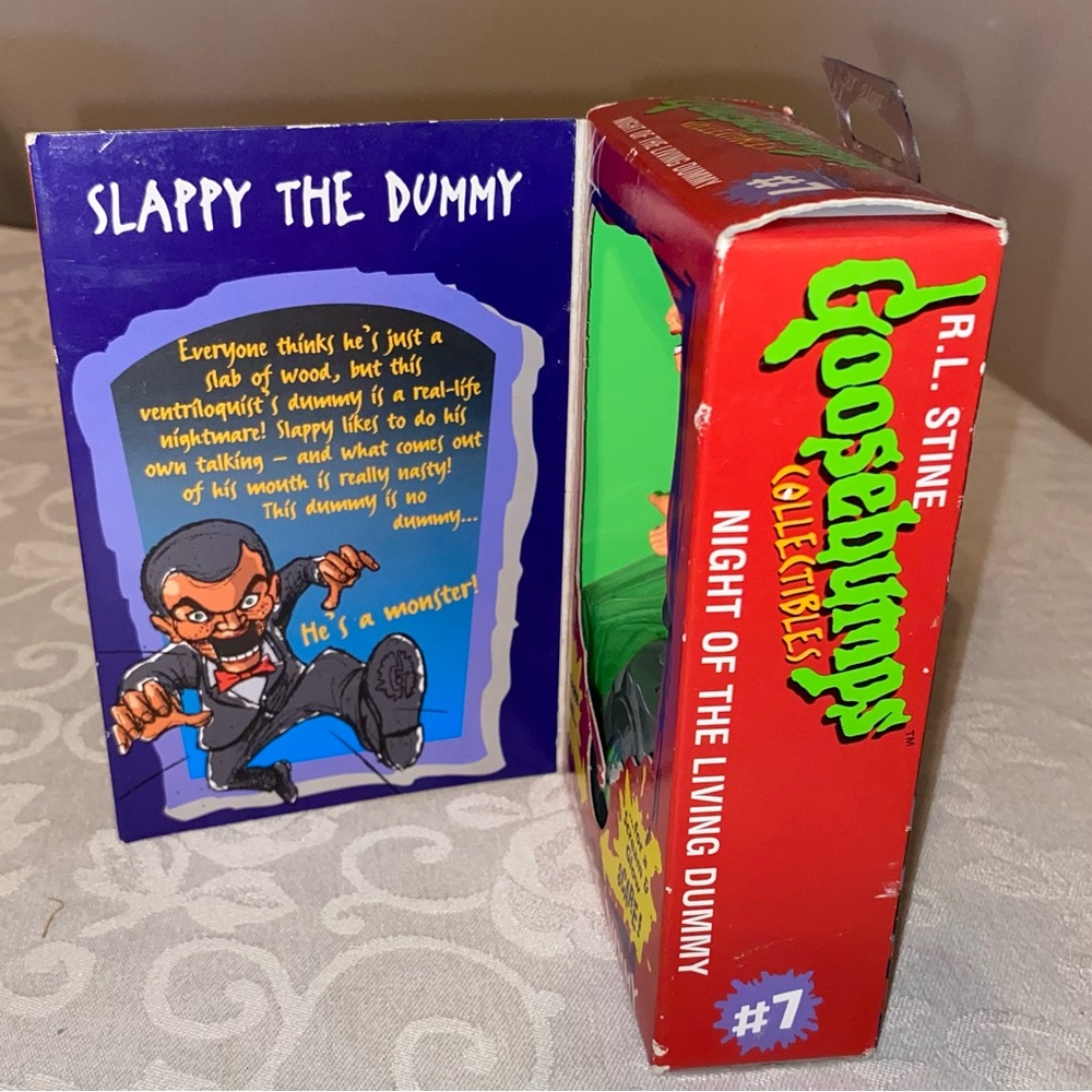 Vintage GOOSEBUMPS Collectables, Rare doll,Number #7 -Night of the Living Dummy - Picture 7 of 15